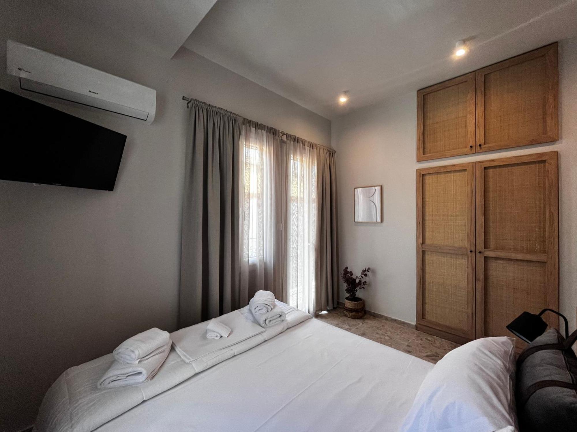 Orfeas Luxury Rooms & Studio Skopelos Zewnętrze zdjęcie